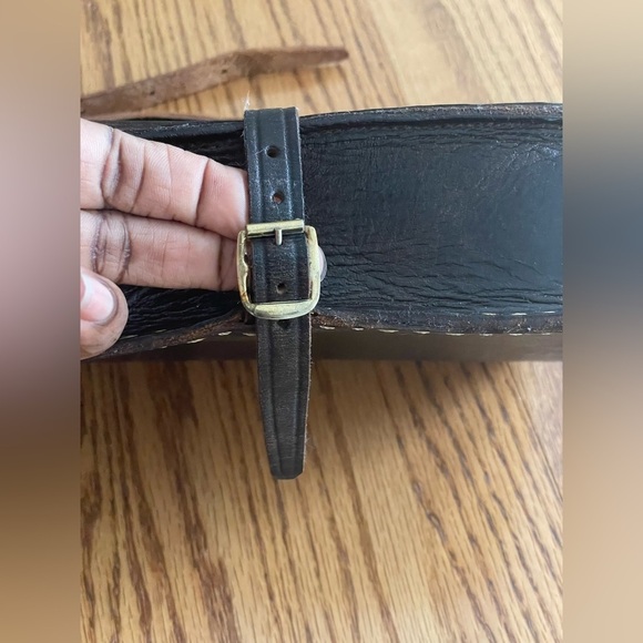 Vintage Brown Leather Hand Made Crossbody Purse - Picture 14 of 15